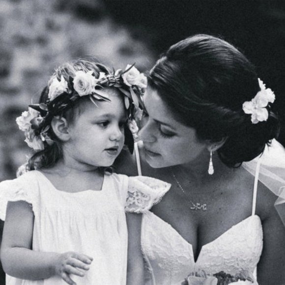 Glamorous Cubic Zirconia Diamond Drop Earrings Gold - Picture 8 of 10